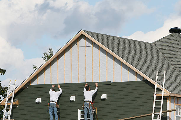 Professional Siding technician working in Cramerton, NC
